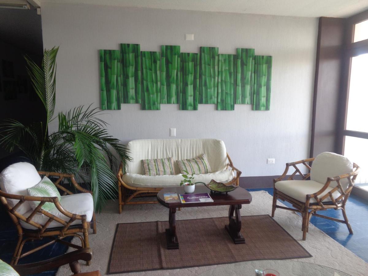 Hotel Dona Carmen Retalhuleu Luaran gambar